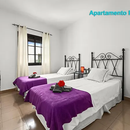 Apartamentos Puerto 1, 2 Y 3 Playa Blanca  Room photo